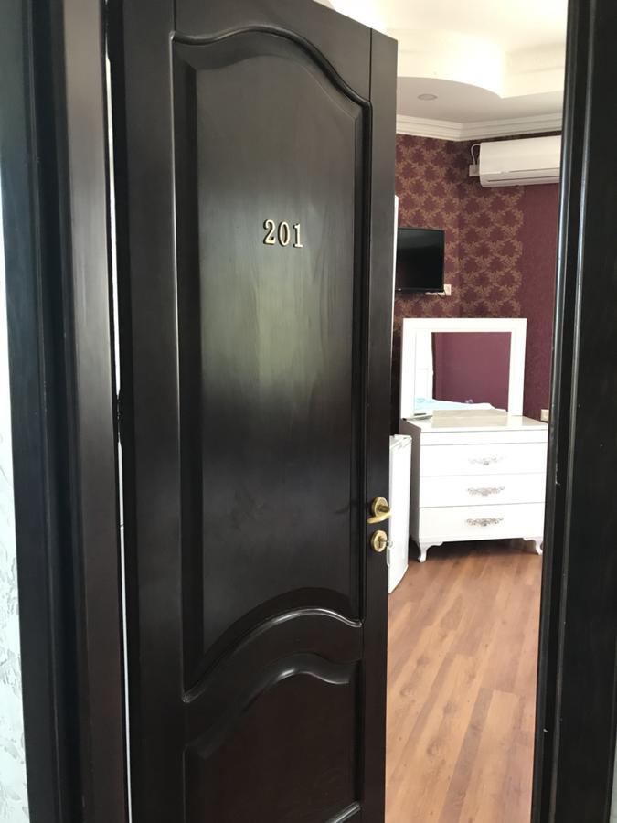 Nani'S Sweet Home Batumi Luaran gambar