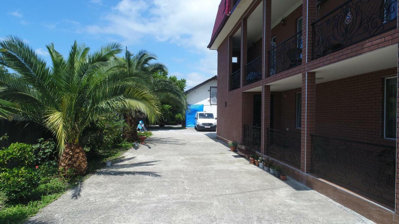Nani'S Sweet Home Batumi Luaran gambar